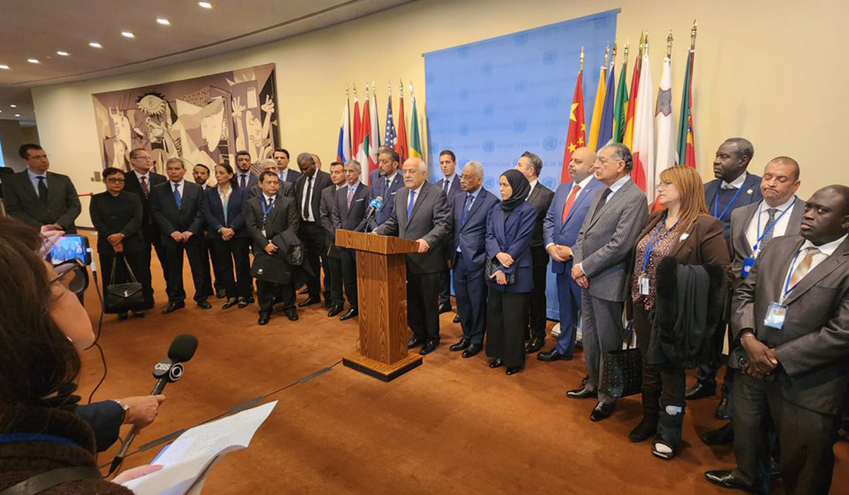 Qatar's Permanent Representative Participates in Media Stand